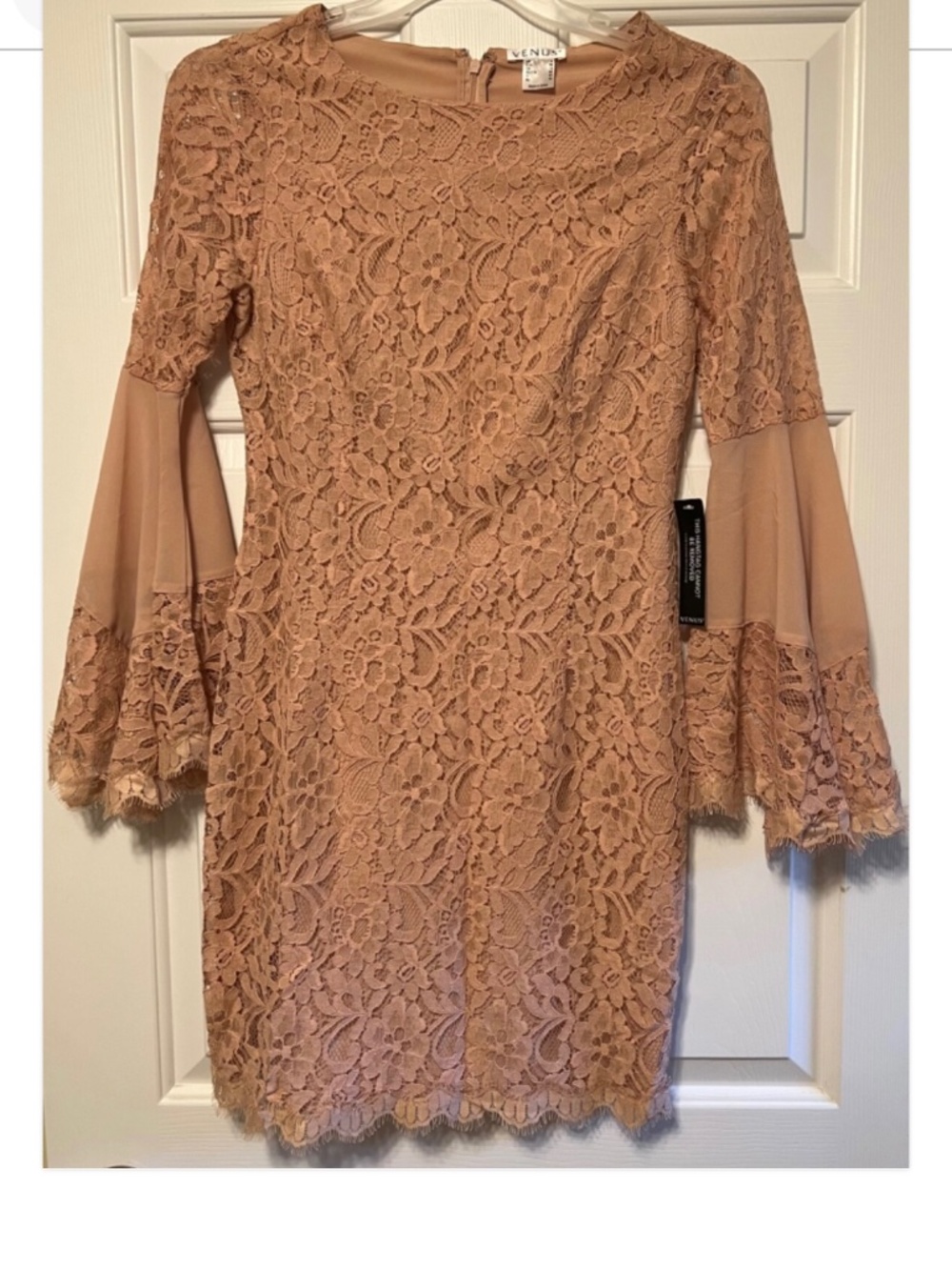NWT Venus Womens Bell Sleeve Lace Bodycon Dress size 6